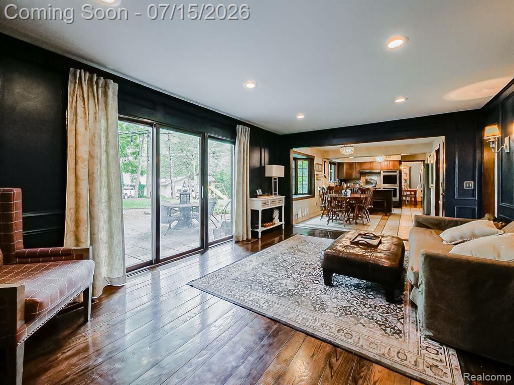 6730 Meadowlake Road, Bloomfield Hills, MI 48301 — Photo 11