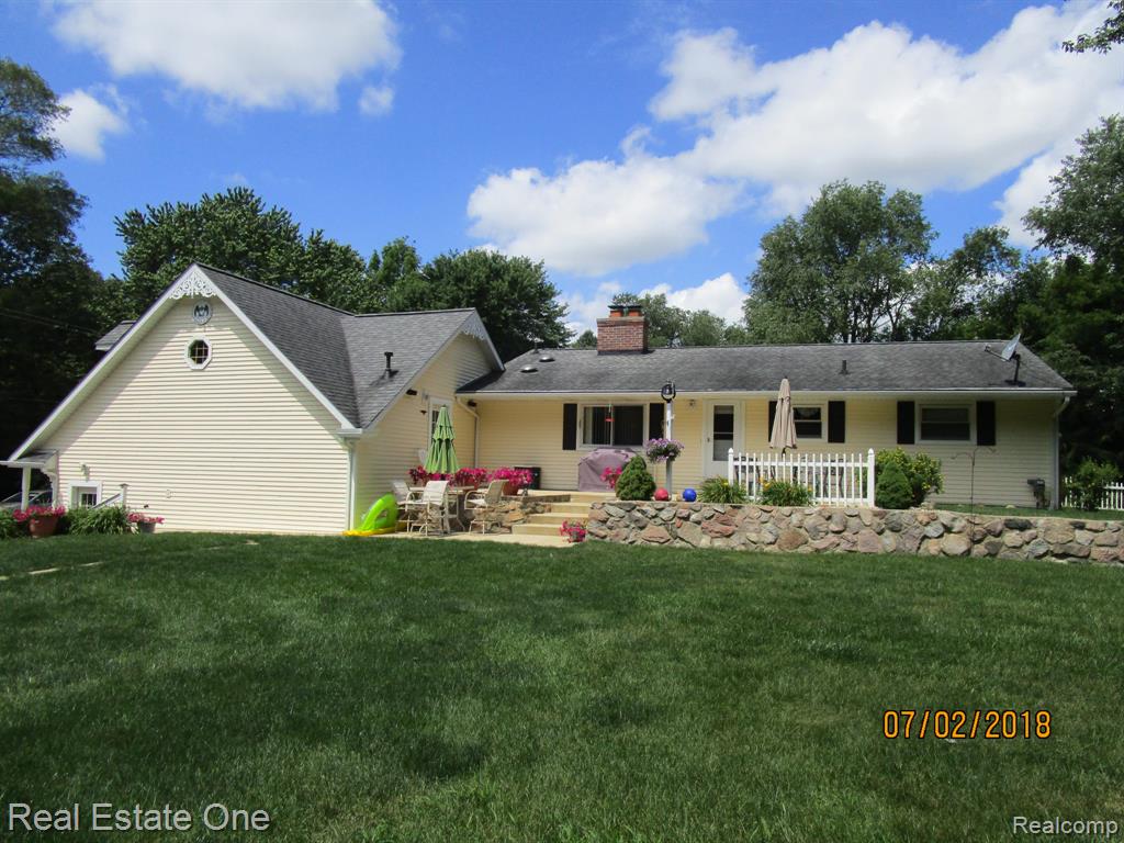 10120 Hyne Road, Brighton, MI 48114 — Photo 72