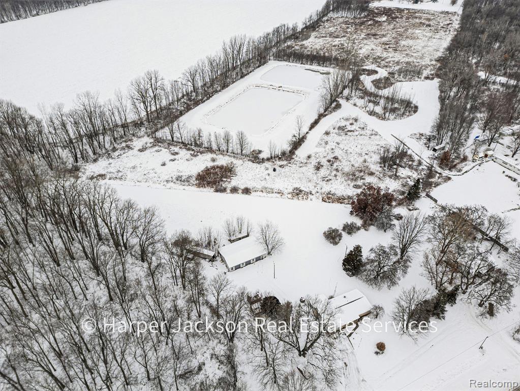 11637 E Lansing Road, Durand, MI 48429 — Photo 35