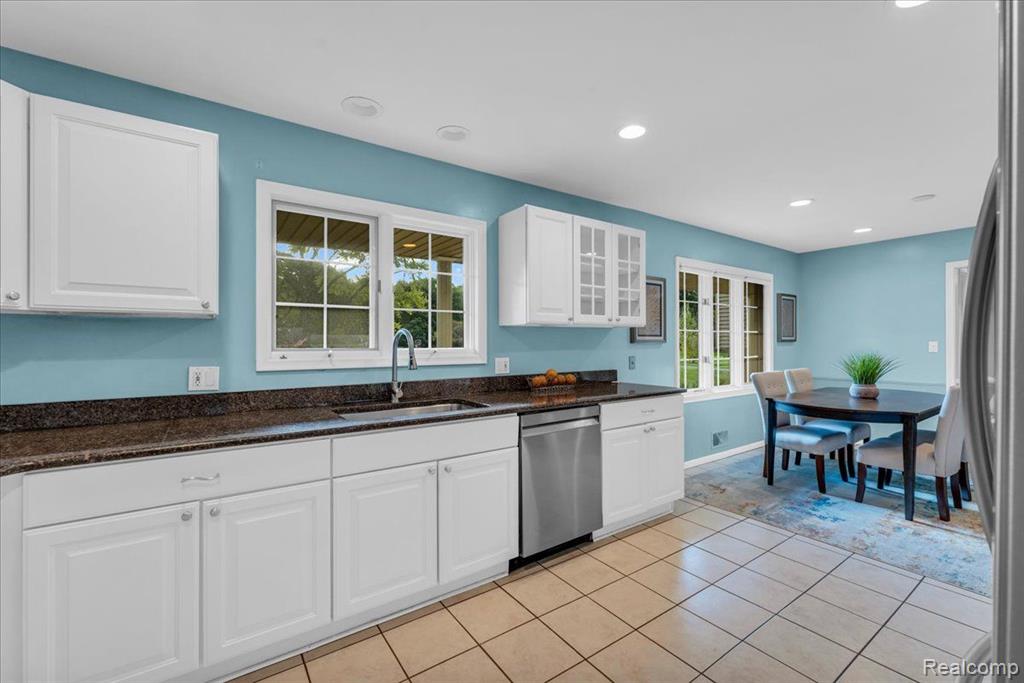 4316 PINE TREE Trail, Bloomfield Hills, MI 48302 — Photo 10