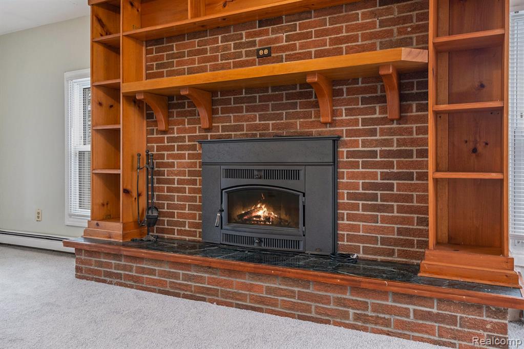 242 BROADWAY, Davisburg, MI 48350 — Photo 8