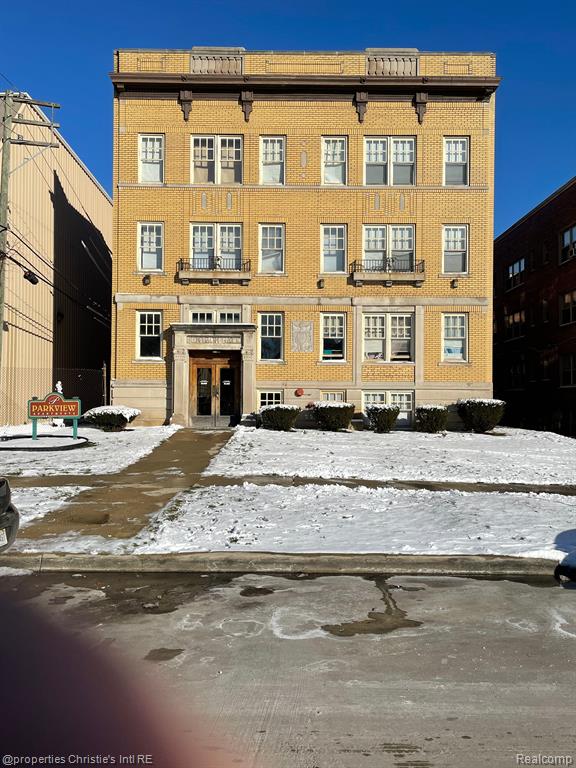 590 PARKVIEW Drive, Detroit, MI 48214 — front exterior
