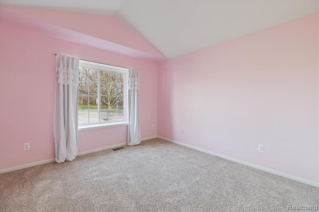 2607 S Moonglow Court, 35, Hartland, MI 48353 — Photo 22