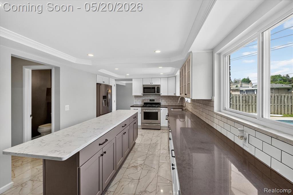 38010 John P Street, Clinton Twp, MI 48036 — Photo 18