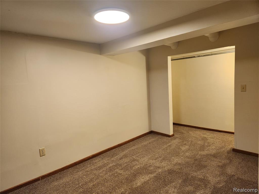8463 Hillpoint Drive, Brighton, MI 48116 — Photo 13
