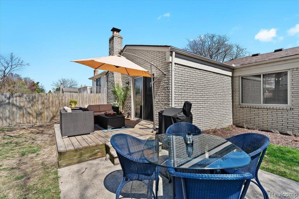 46433 Plum Grove Drive, Macomb, MI 48044 — Photo 31