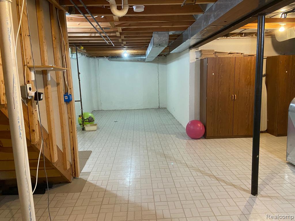 112 MAPLEGROVE Drive, Clawson, MI — Photo 28