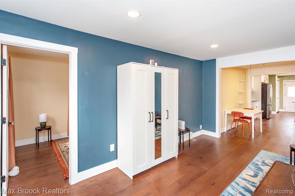 918 ALBERTA Street, Ferndale, MI 48220 — Photo 30