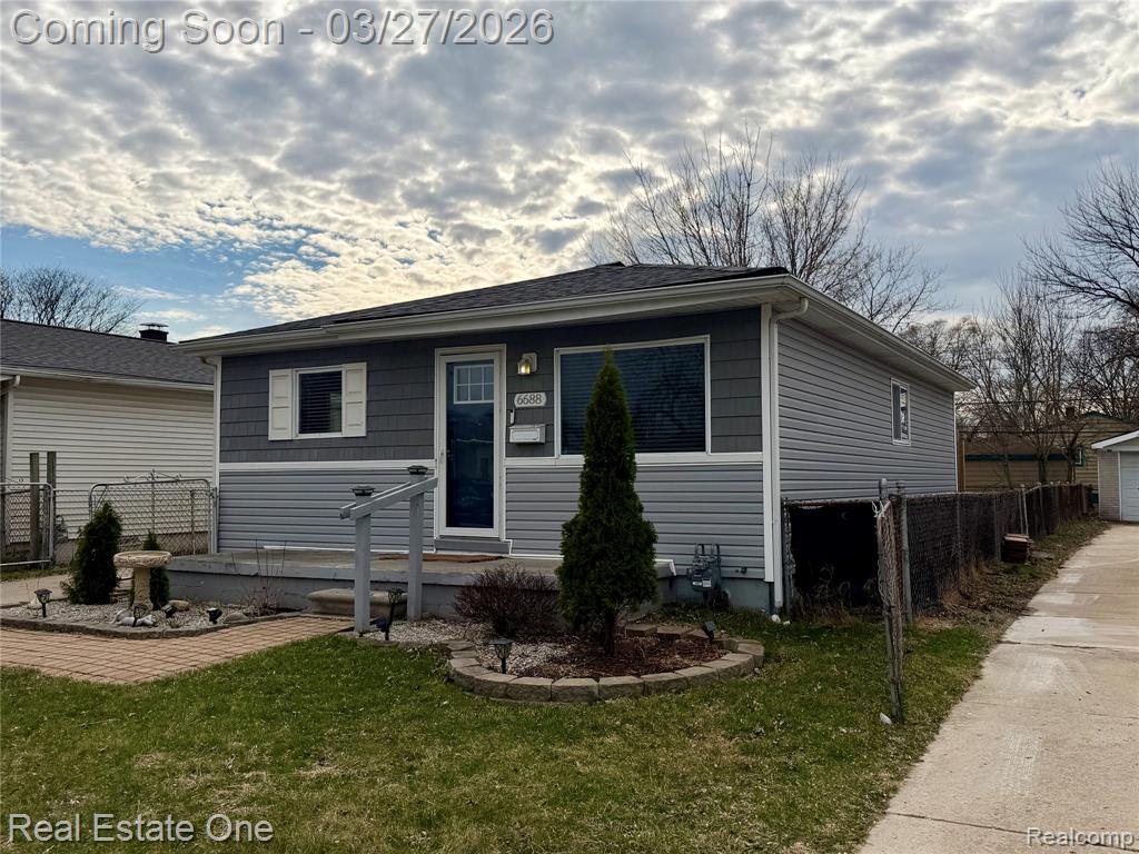 6688 Madison Street, Taylor, MI 48180 — Photo 5
