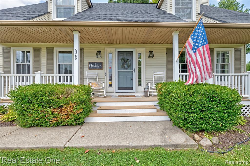 6360 Woodcrest Ridge, Clarkston, MI — Photo 3