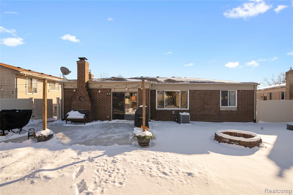 43818 Palisades Drive, Canton, MI 48187 — Photo 23