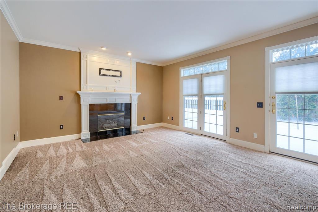 5475 Woodfield Parkway, Grand Blanc, MI 48439 — Photo 44