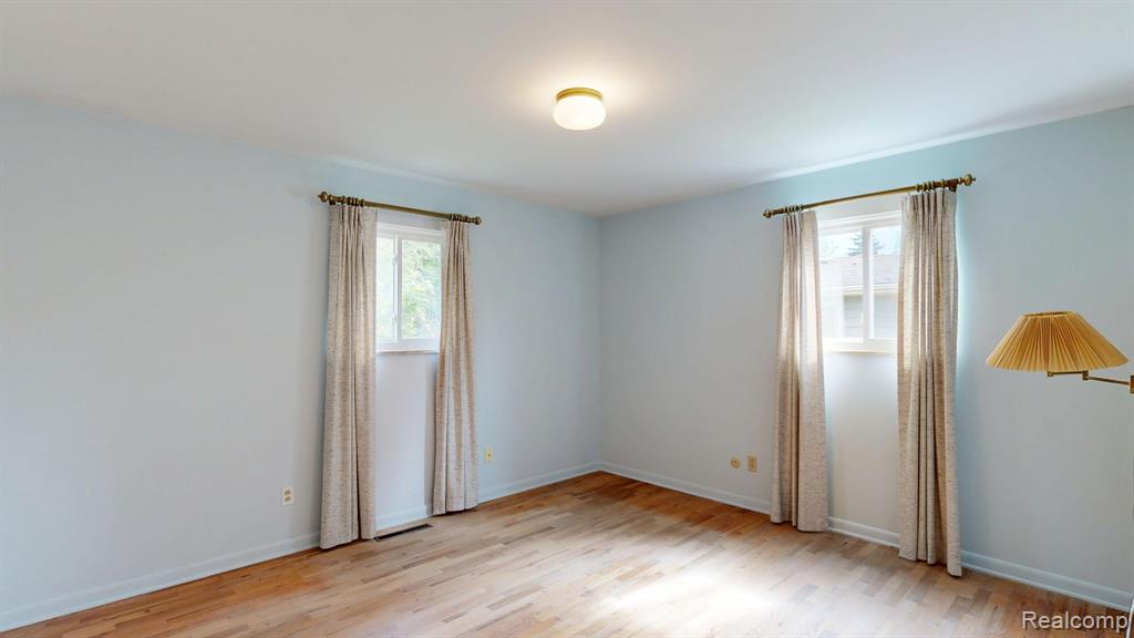5204 Applewood Drive, Flushing, MI 48433 — Photo 52