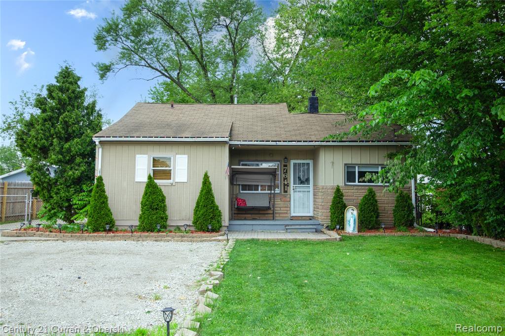 7641 N Inkster Road, Westland, MI — Photo 2