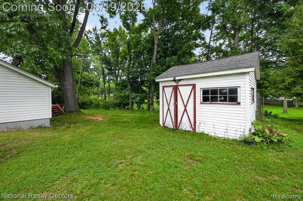360 Woodland Drive, South Lyon, MI 48178 — Photo 59