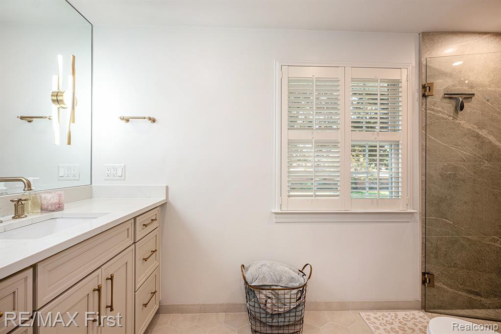 34 Putnam Place, Grosse Pointe Shores, MI 48236 — Photo 17