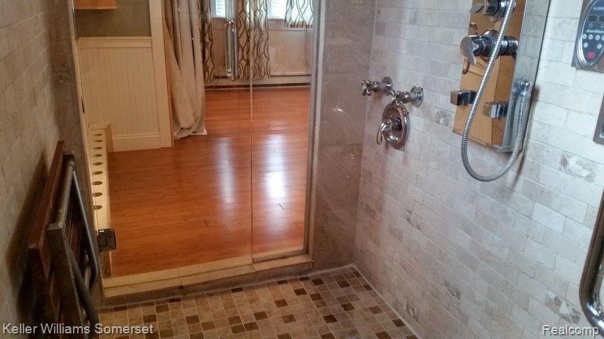 516 N WEST Street, Royal Oak, MI 48067 — Photo 20