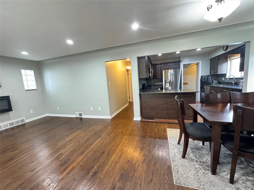 5476 Orchard Avenue, Dearborn, MI 48126 — Photo 7