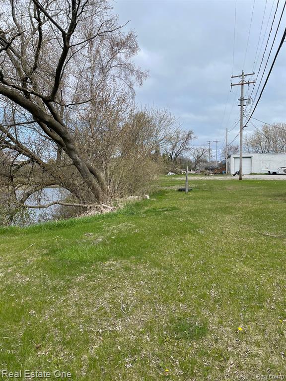 421 N STATE Street, Oscoda, MI 48750 — Photo 7
