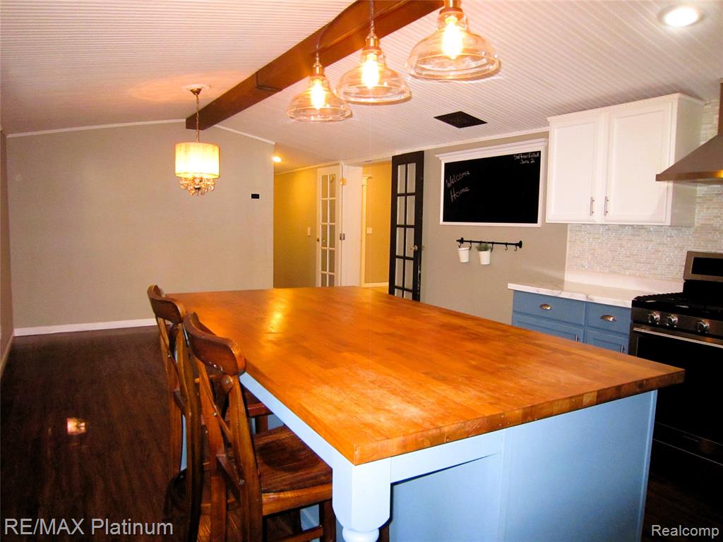 5673 Chippewa Drive, Howell, MI 48843 — Photo 22