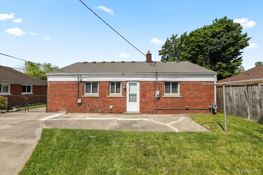 9243 Cornell Street, Taylor, MI 48180 — Photo 17