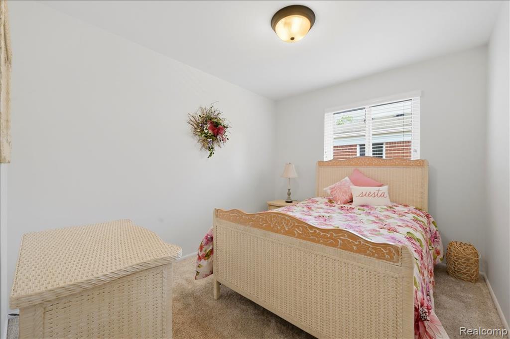 5918 N Lafayette Street, Dearborn Heights, MI 48127 — Photo 14