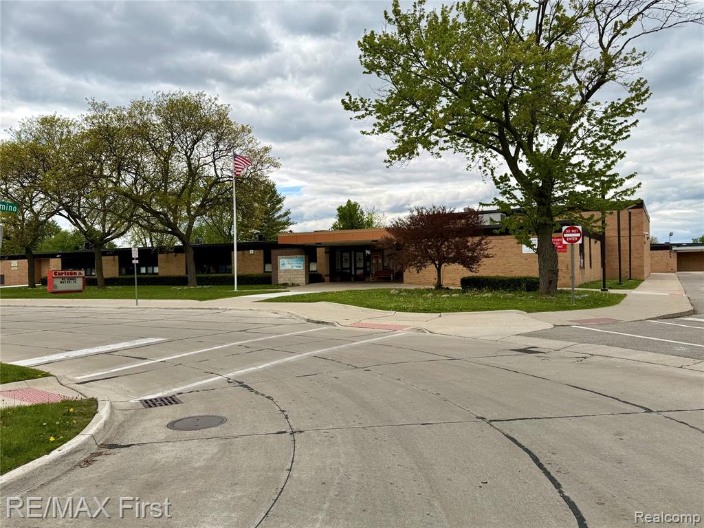 25653 Palomino Drive, Warren, MI 48089 — Photo 23