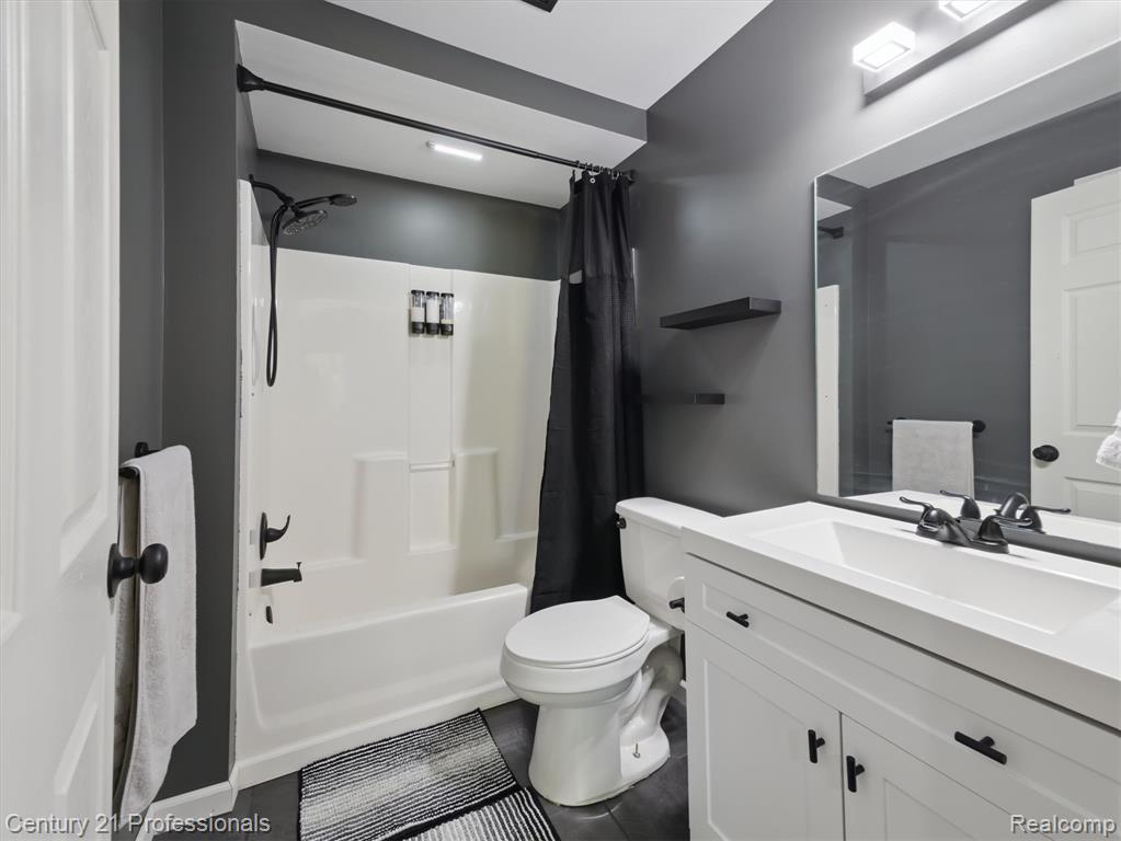 41027 Rose Lane, Clinton Twp, MI 48036 — Photo 28