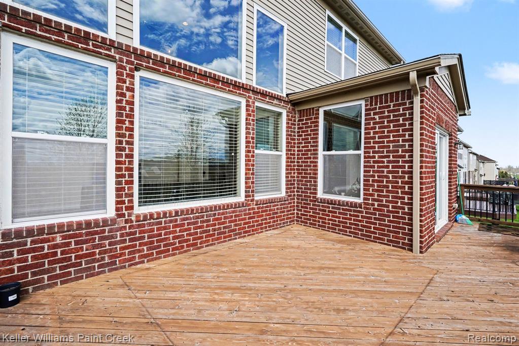 4846 E Stonegate Circle, Lake Orion, MI — Photo 33