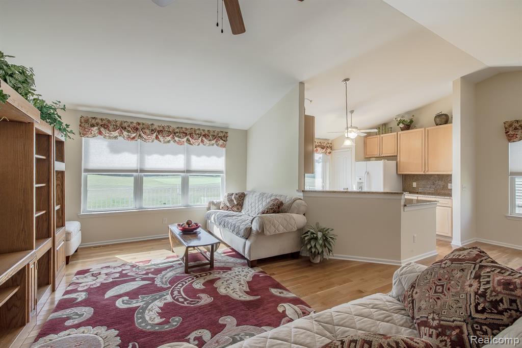 5985 Baypointe Boulevard, Clarkston, MI — Photo 20