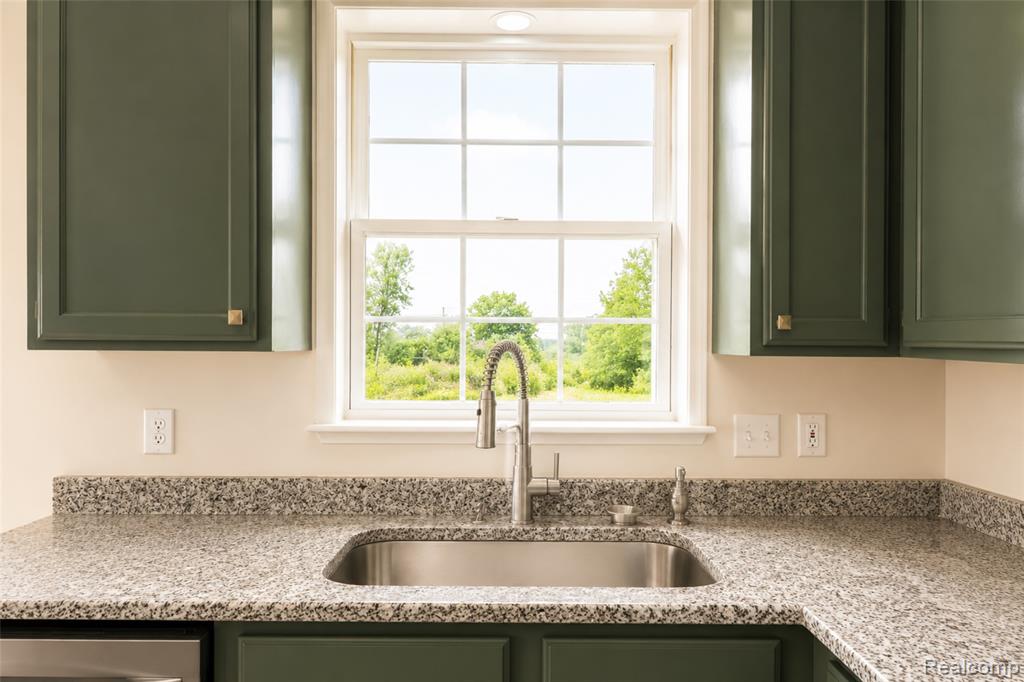 41544 Oconnor Lane, Novi, MI 48377 — Photo 19