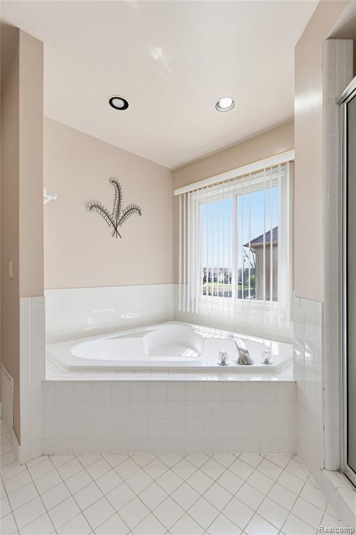 41116 Ginger Court, Sterling Heights, MI 48314 — Photo 34