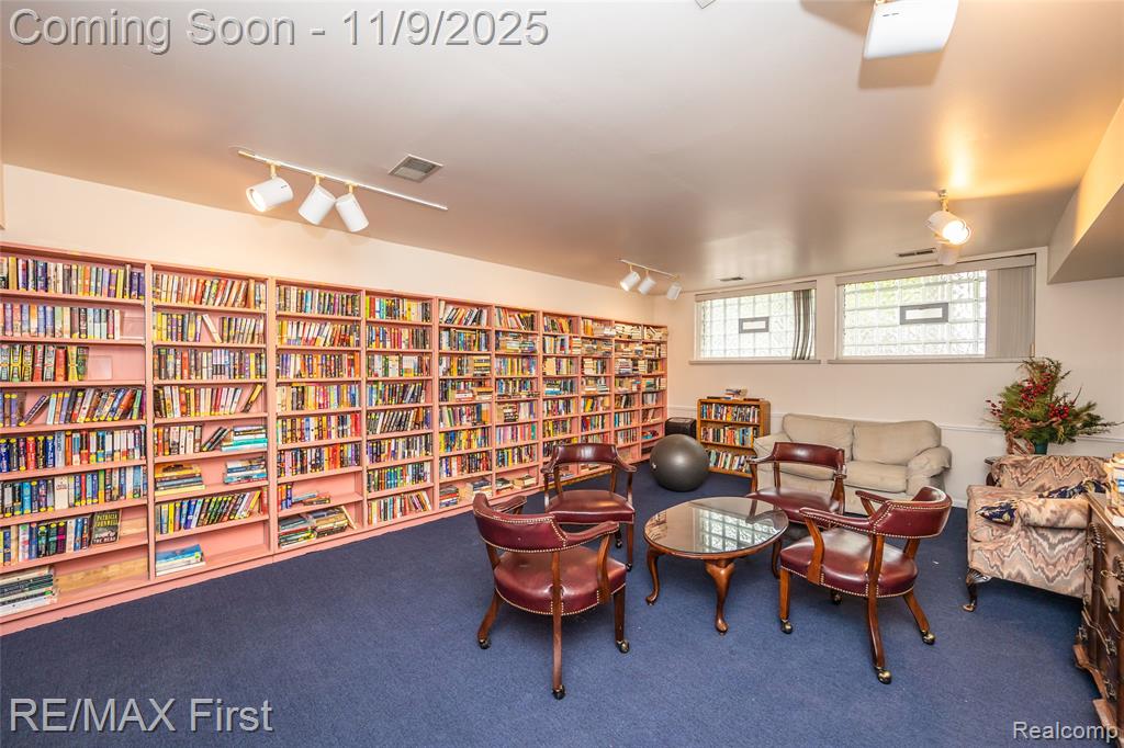 4909 Coventry Street, 287, Royal Oak, MI 48073 — Photo 41