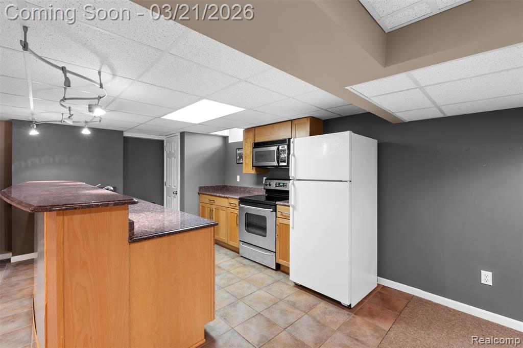 4346 Curry Drive, Sterling Heights, MI 48314 — Photo 32