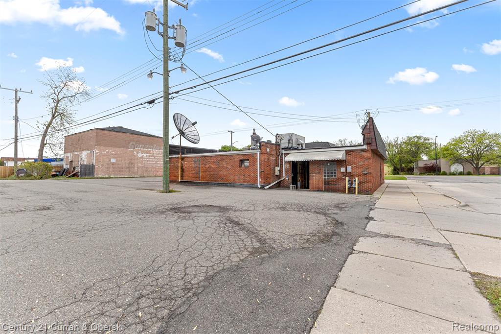 21350 Van Born Rd, Dearborn Heights, MI 48125 — Photo 7