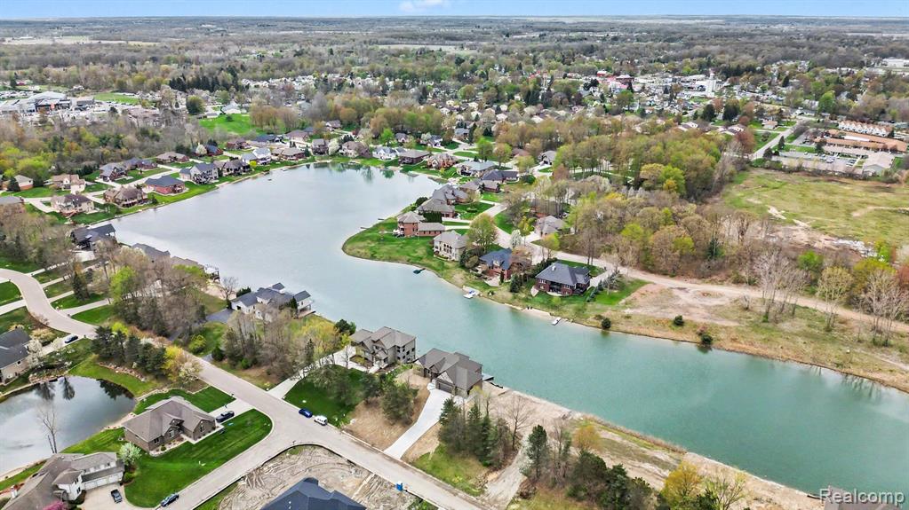 68503 Lake Angela Pointe, Richmond, MI 48062 — Photo 45
