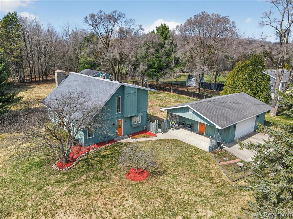 4990 Shepper Road, Stockbridge, MI 49285 — front exterior