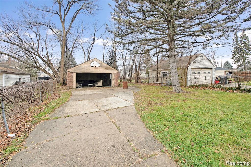 6849 Rosemont Avenue, Detroit, MI 48228 — Photo 13