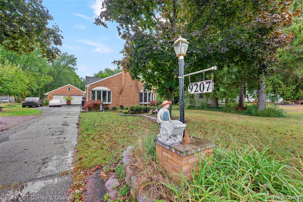 9207 Inkster Road, Livonia, MI 48150 — front exterior