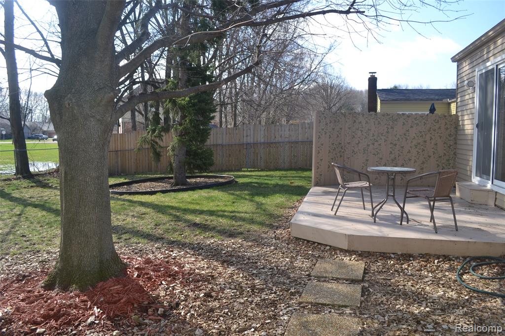 42428 Greenbrier Lane, Clinton Twp, MI 48038 — Photo 27