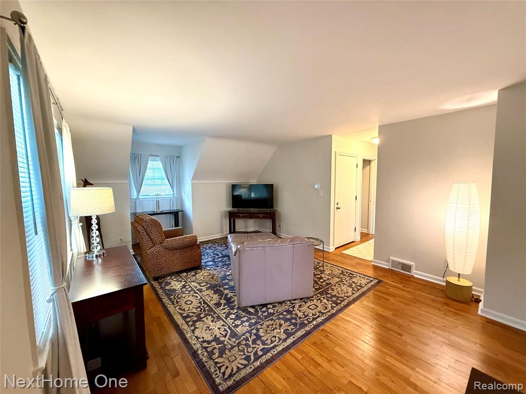 734-736 Briarcliff Road, Jackson, MI 49203 — Photo 21