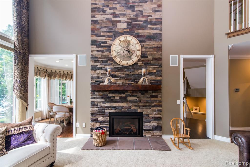 3166 W Beach Lake Drive, Milford, MI, 48380