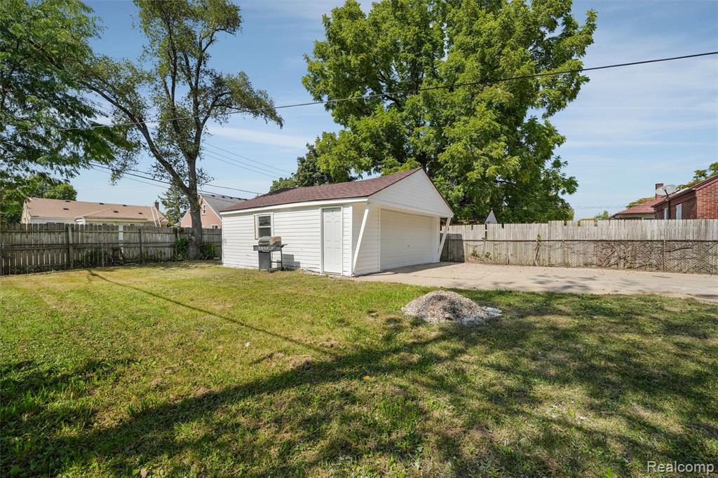 19201 Bentler Street, Detroit, MI 48219 — Photo 23