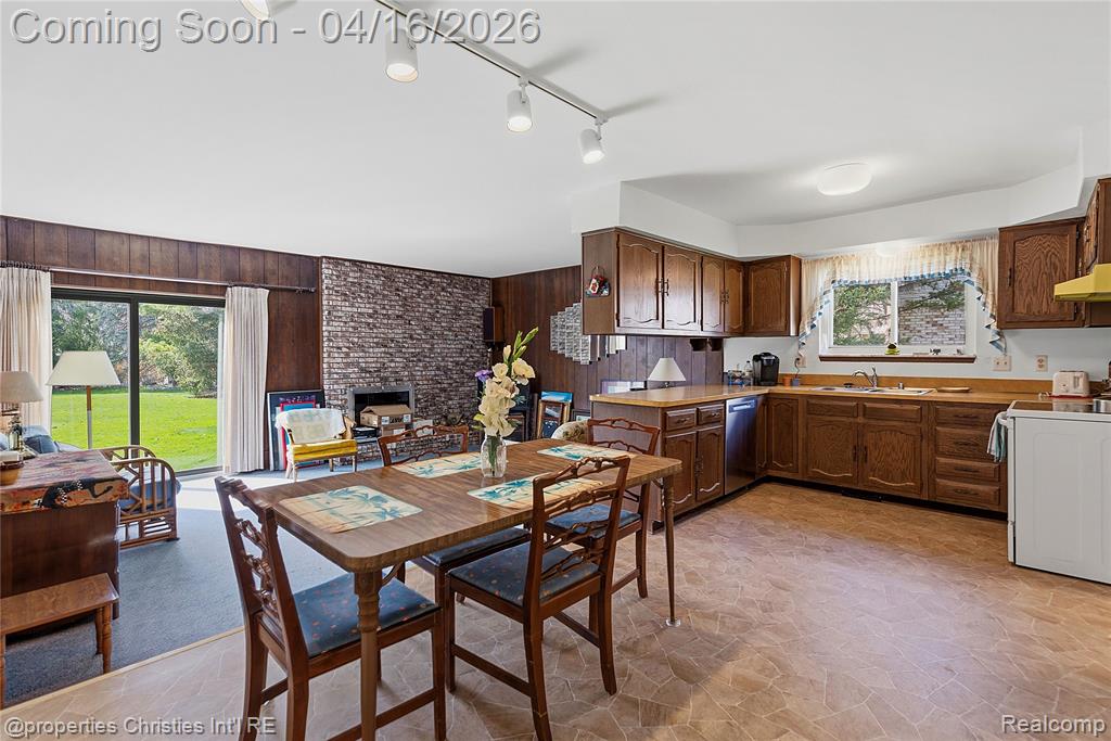 18231 Stamford Street, Livonia, MI, 48152