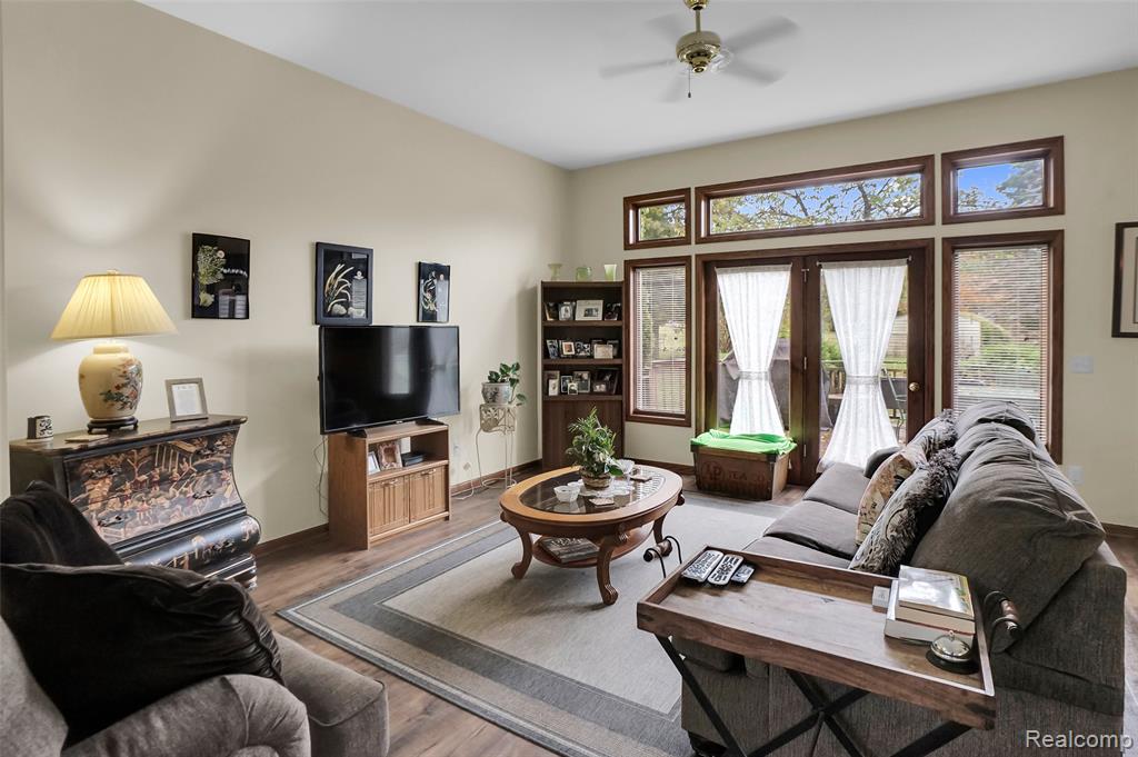 8127 Goldenrod Court, Brighton, MI 48116 — Photo 4