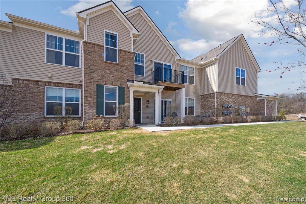 9793 RIDGE RUN Street, Howell, MI 48855 — Photo 2