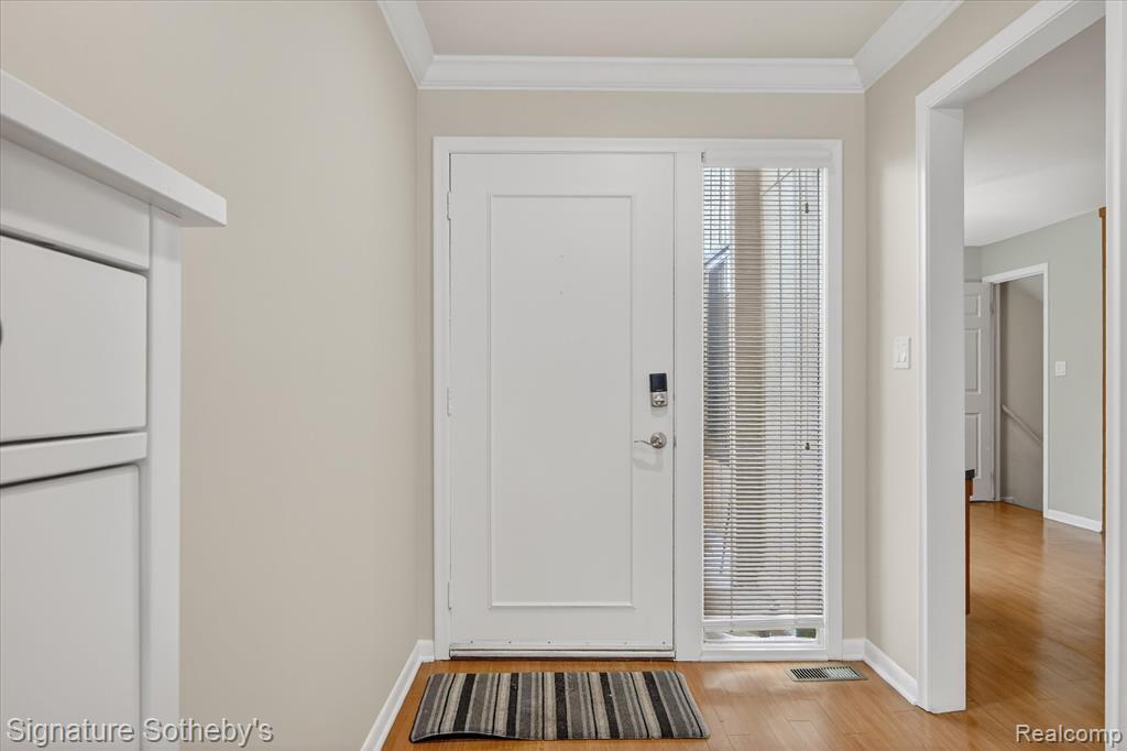 7107 Pebble Park Drive, 163, West Bloomfield, MI — Photo 9
