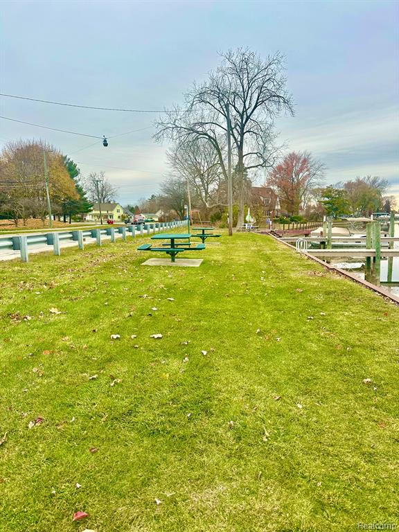 38846 Hampton Court, Harrison Township, MI — Photo 22