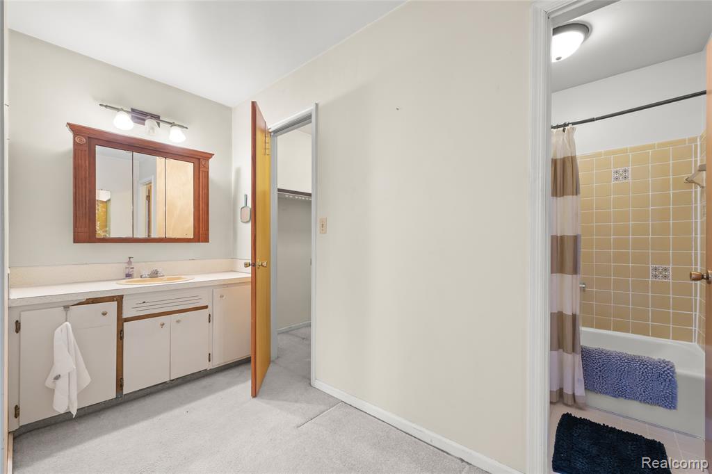 7109 Maple Dale Road, Jackson, MI 49201 — Photo 15