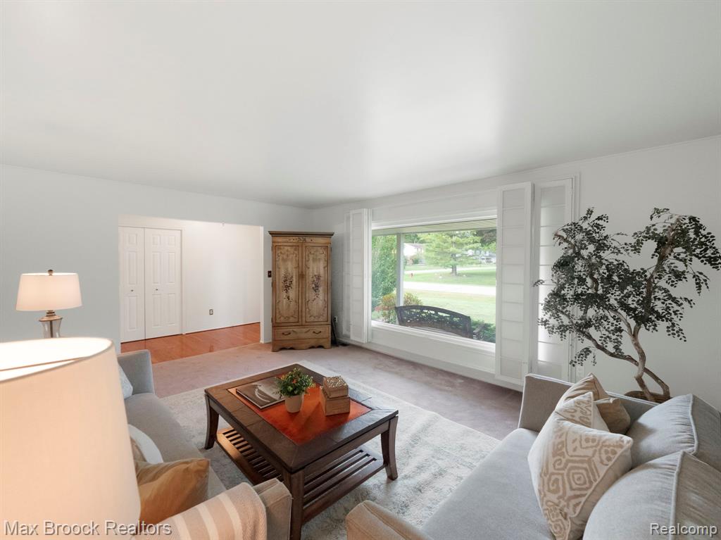 6769 Heather Heath, West Bloomfield, MI — Photo 11